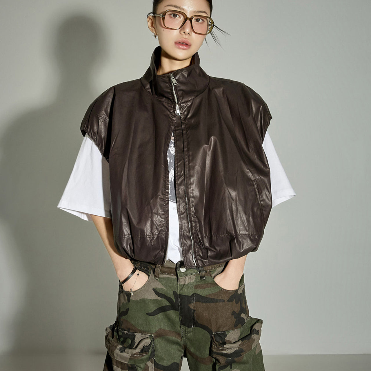 J2874 High-Neck Vest