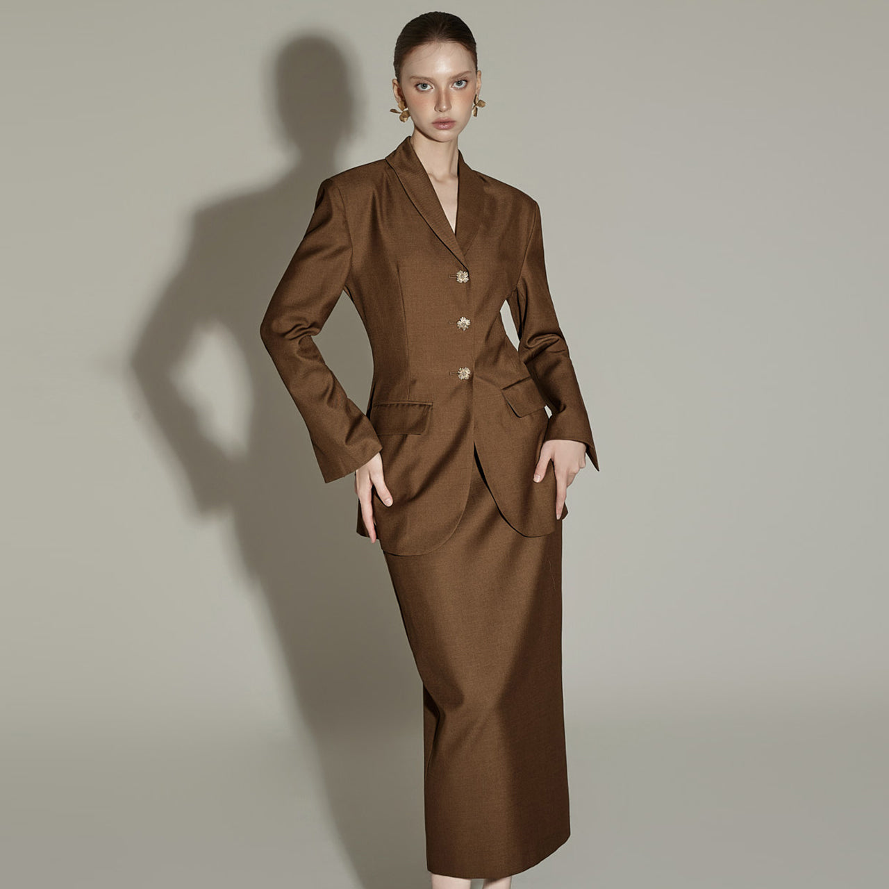 J9320 Three-Button Jacket