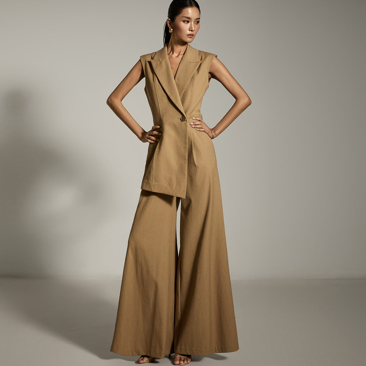 JS9023 Sleeveless Jump Suit