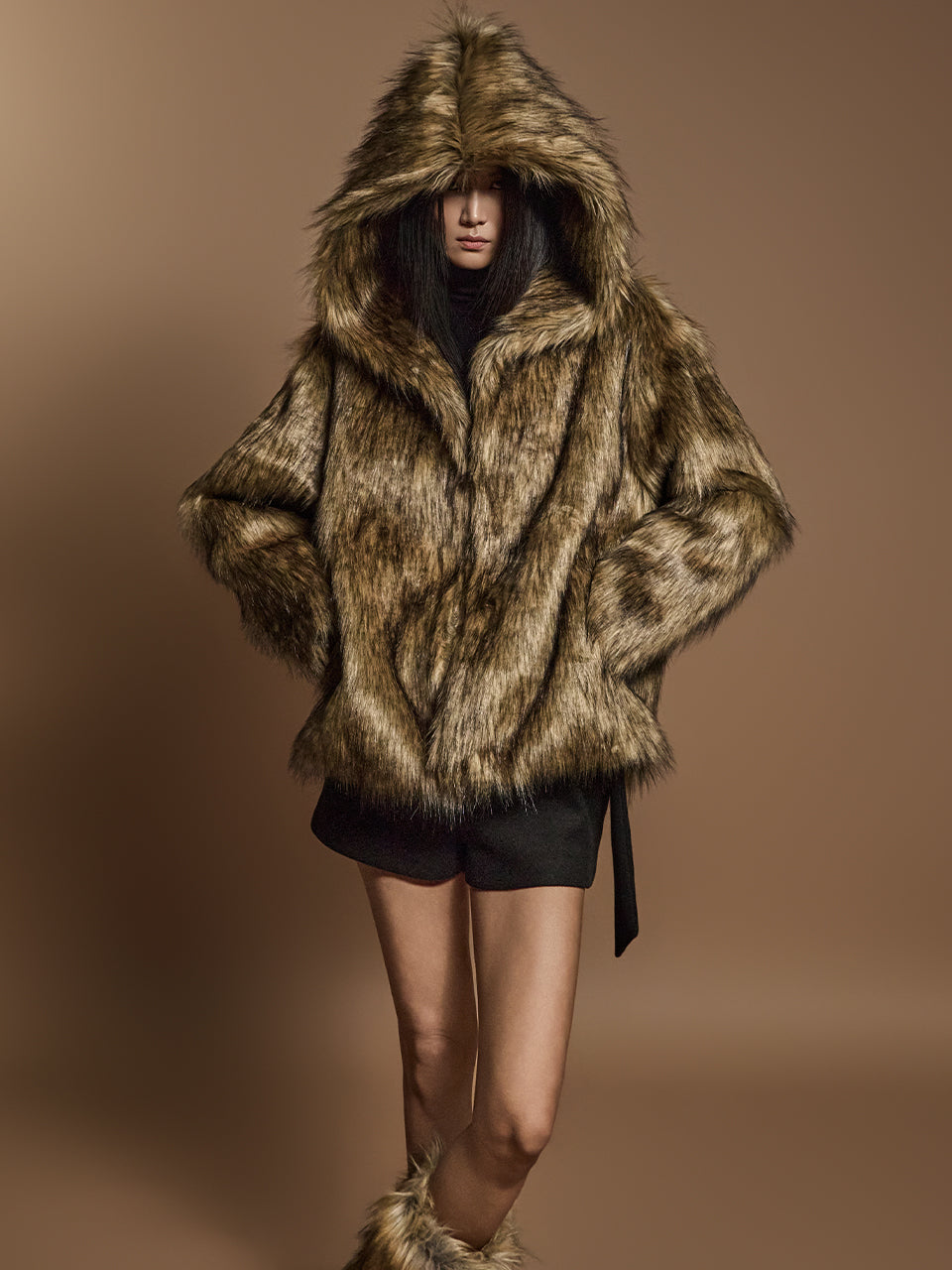 J2547 Hooded Fur Jumper Jacket