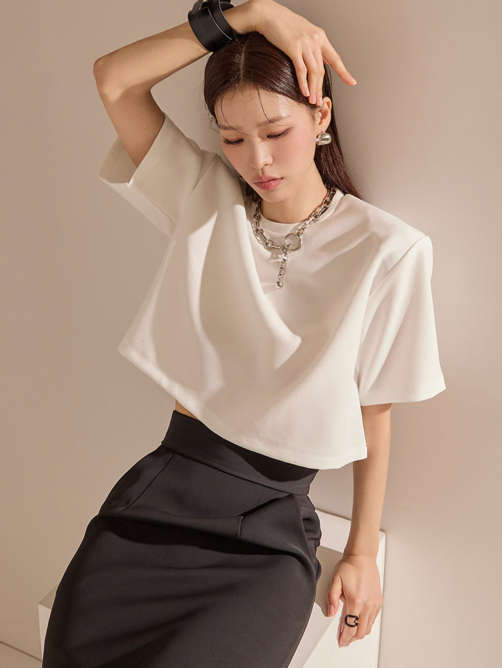 E3095 Shoulder Pad Crop Top