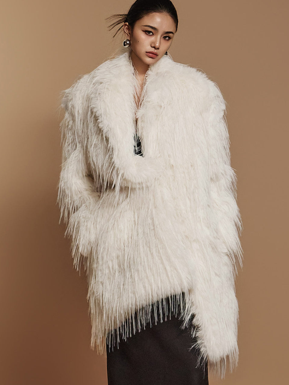 J2497 Faux Fur Coat