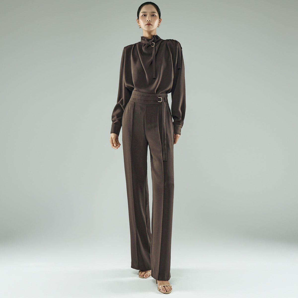 P3948 High-Waisted Belted Slacks