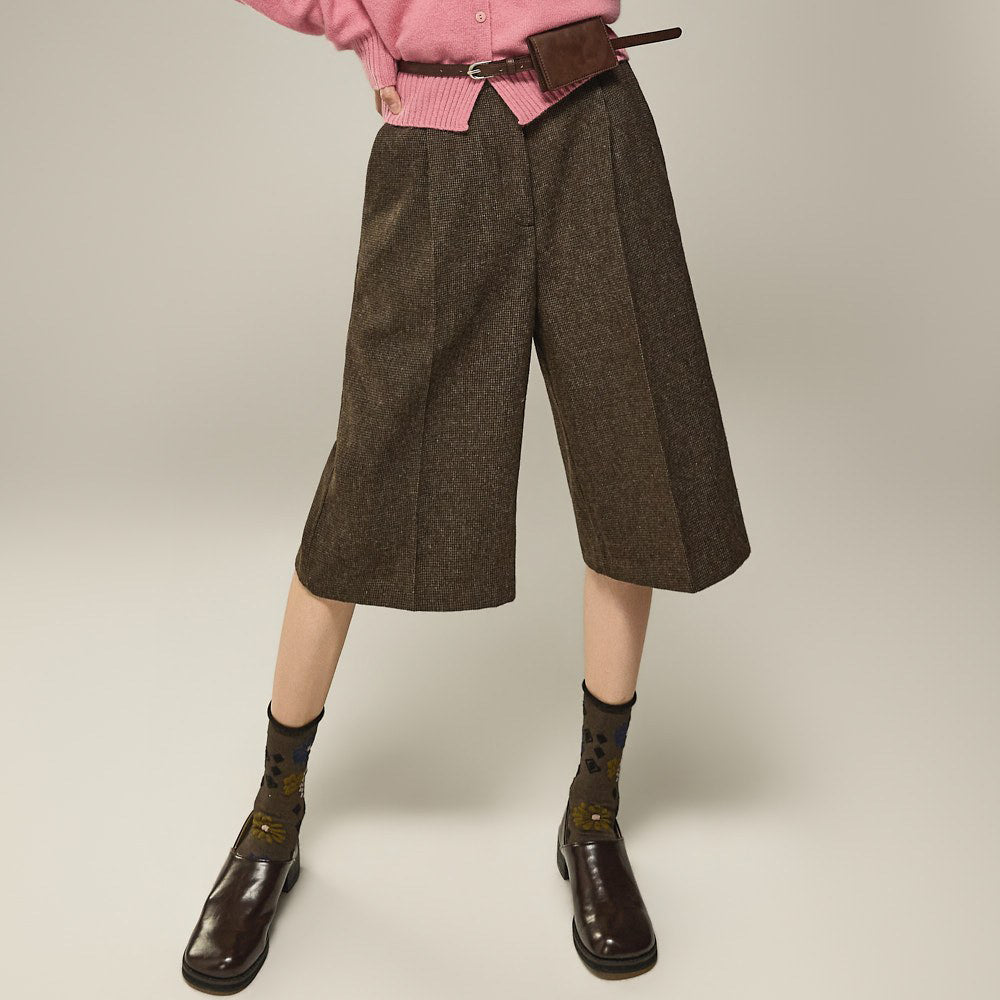 P3970 Bermuda Wool Pants