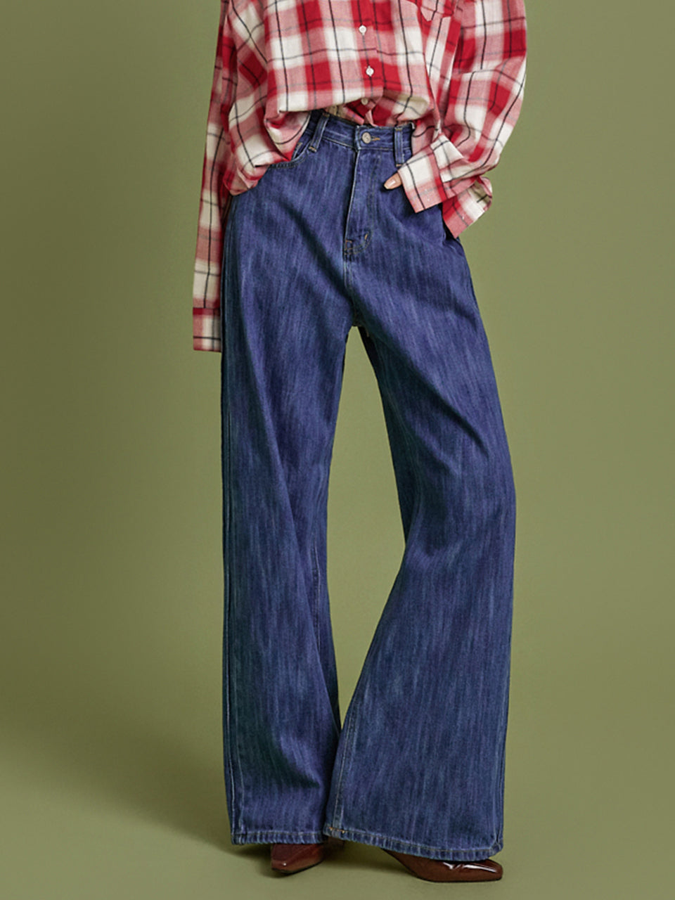 PJ604 Straight Wide Jeans