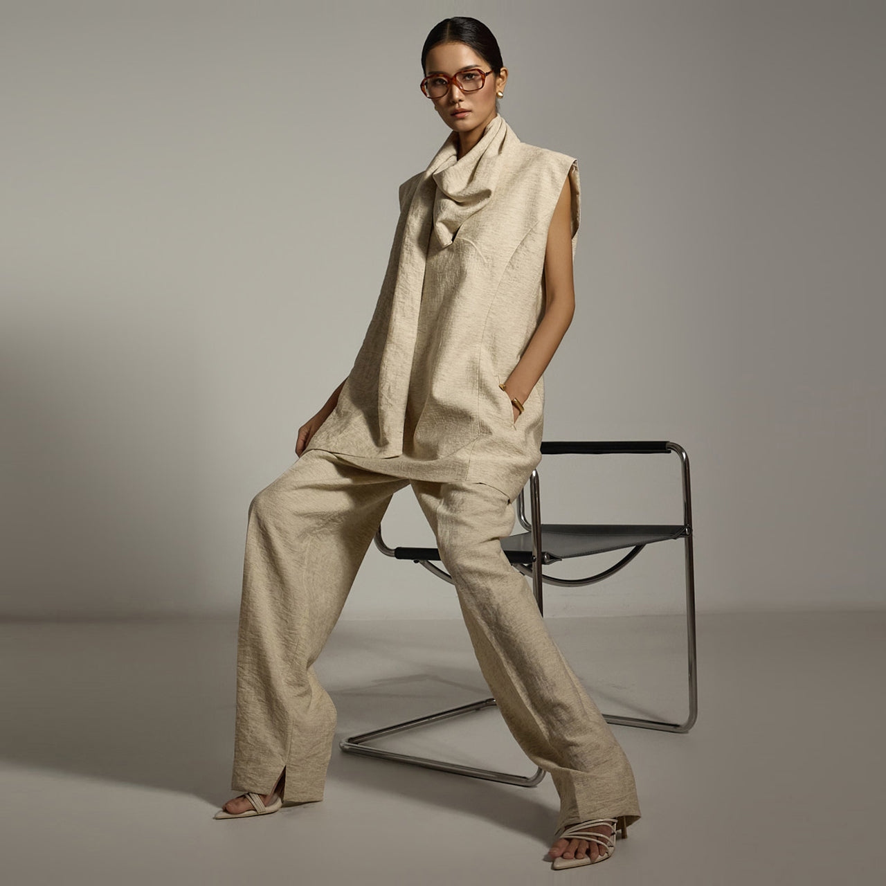 TP2152 上衣和裤子套装